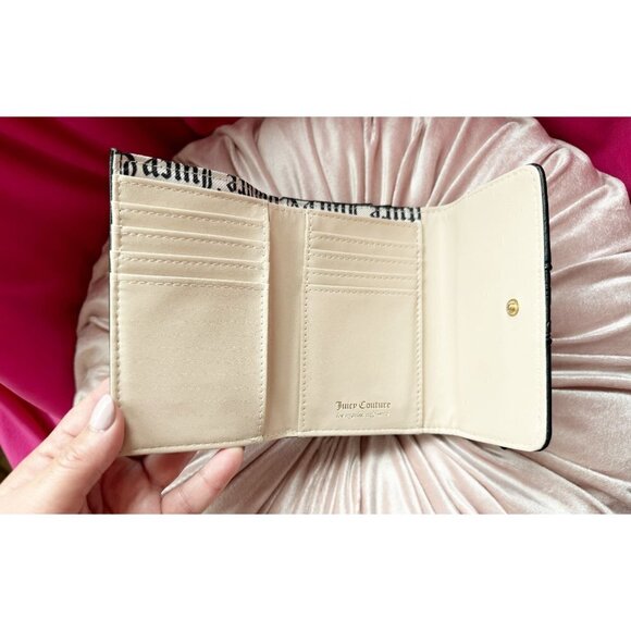 Juicy Couture Licorice Heartless Double Sided Trifold NWT - Picture 2 of 5